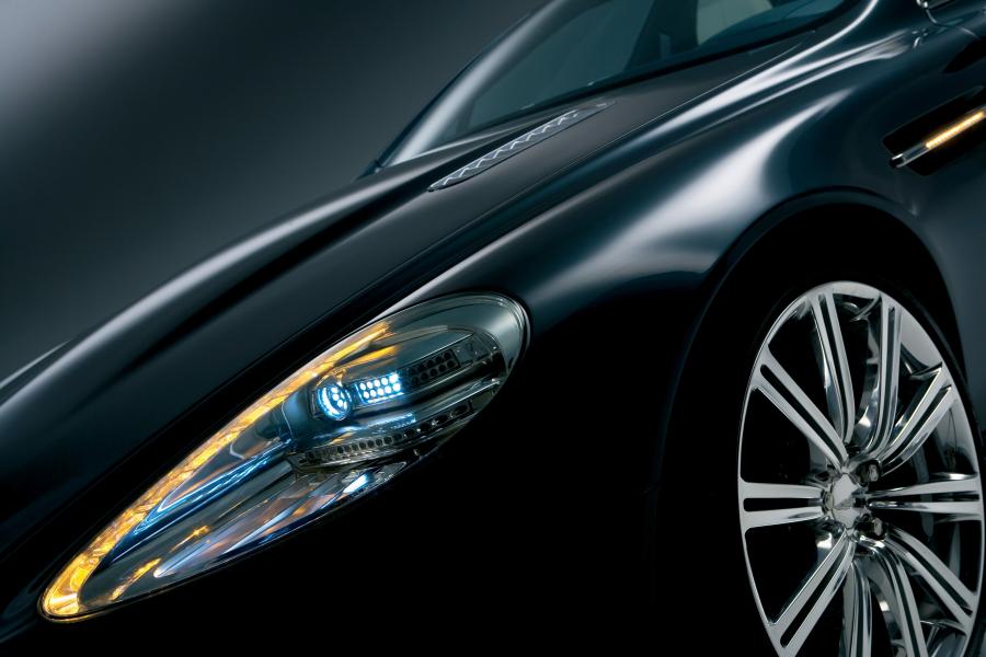 Детали экстерьера Aston Martin Rapide Concept 2006 года  (фото 27 из 39)